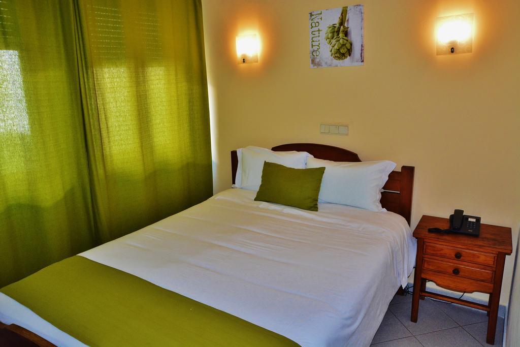 Residencial A Doca Hotel Фаро Екстериор снимка